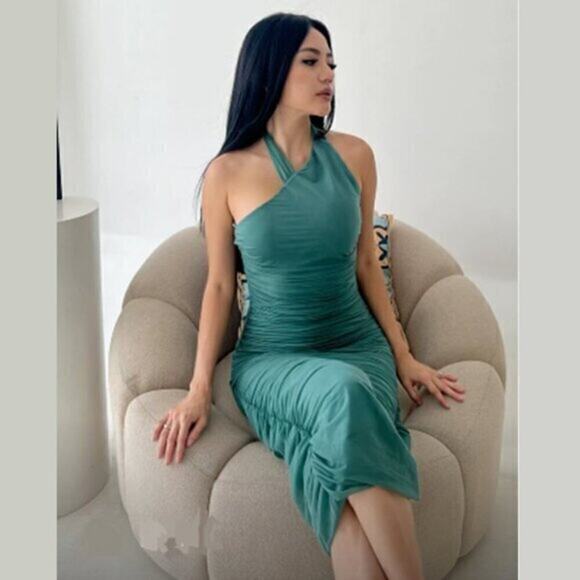 BLOGGER FAVE!!! ZARA Ruched Midi Dress - Picture 5 of 16